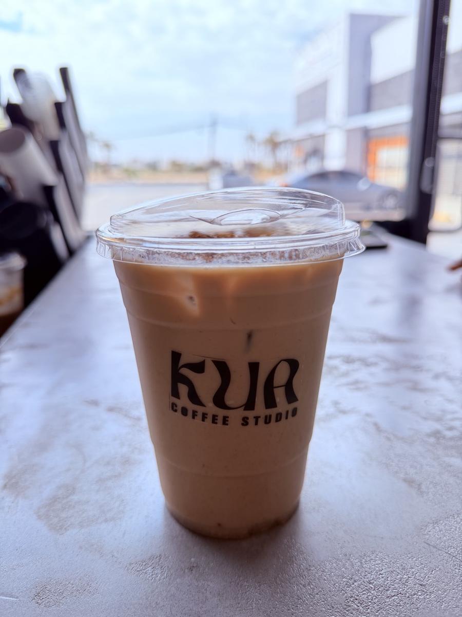 Latte de KUA Coffee Studio